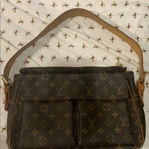 Authentic Louis Vuitton viva-cite GM